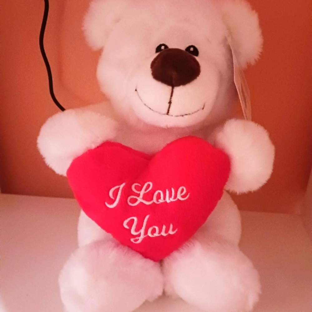 Cuddly White Bear 8 "with Red heart for valentines